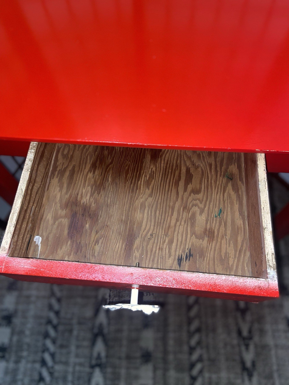 Brilliant Red Table, Hand Painted With White Knob