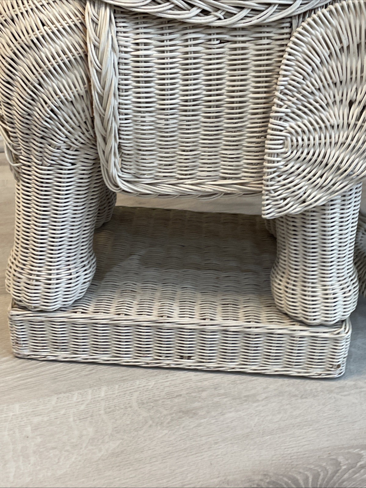 Vintage White Wicker Elephant Side Table Rattan Garden Stool Boho Plant Stand