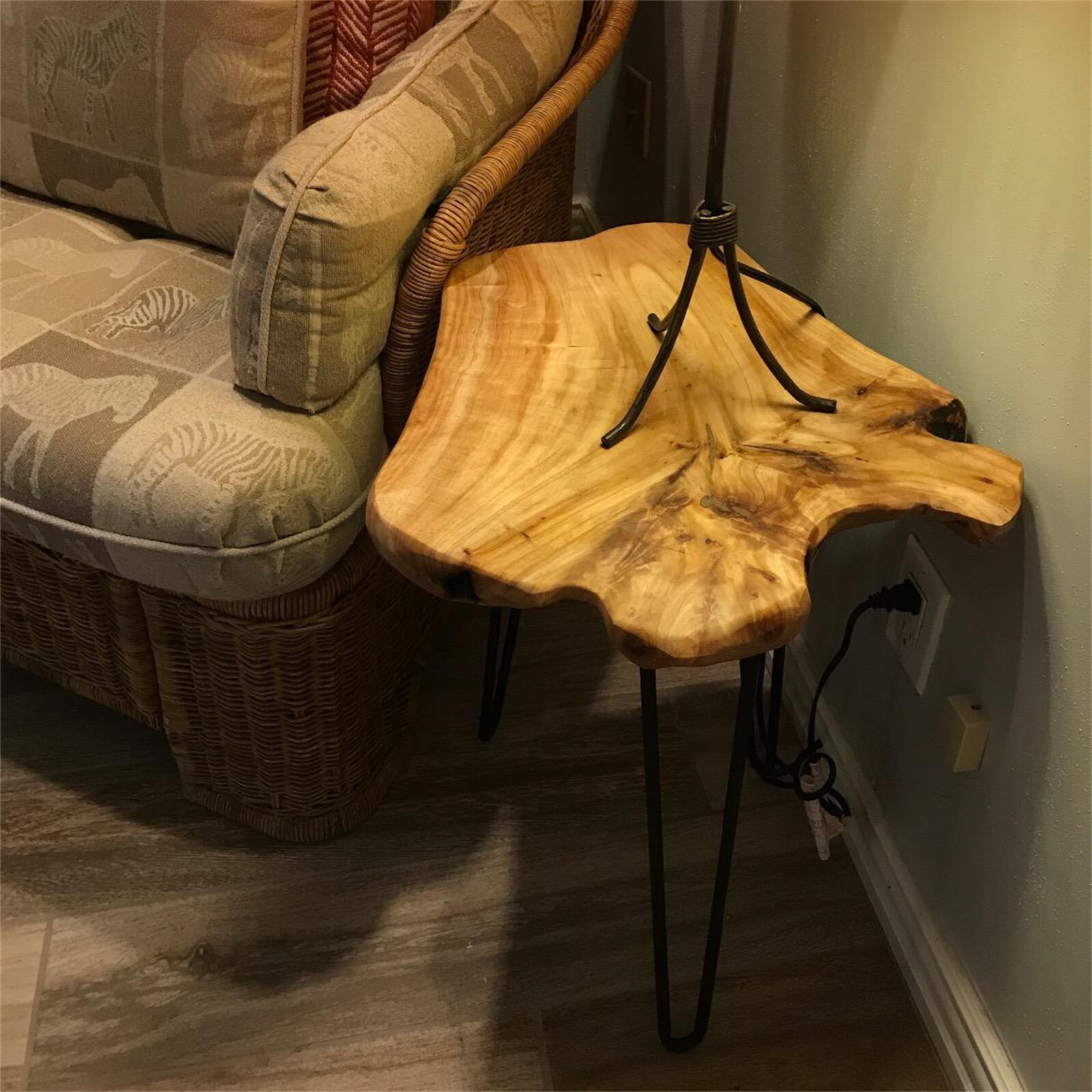 GREENAGE Cedar Roots Stool Natural Edge Coffee Table Side Table Nightstand 21″ H