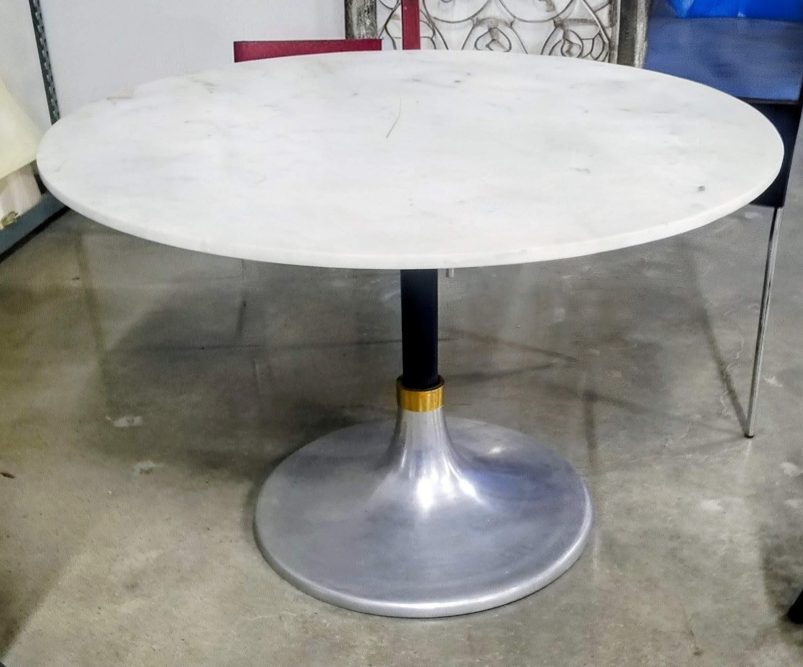 CB2 Hackney Marble Table 44″ Round BANSWARA MARBLE Tri‑Metal Pedestal EXCELLENT