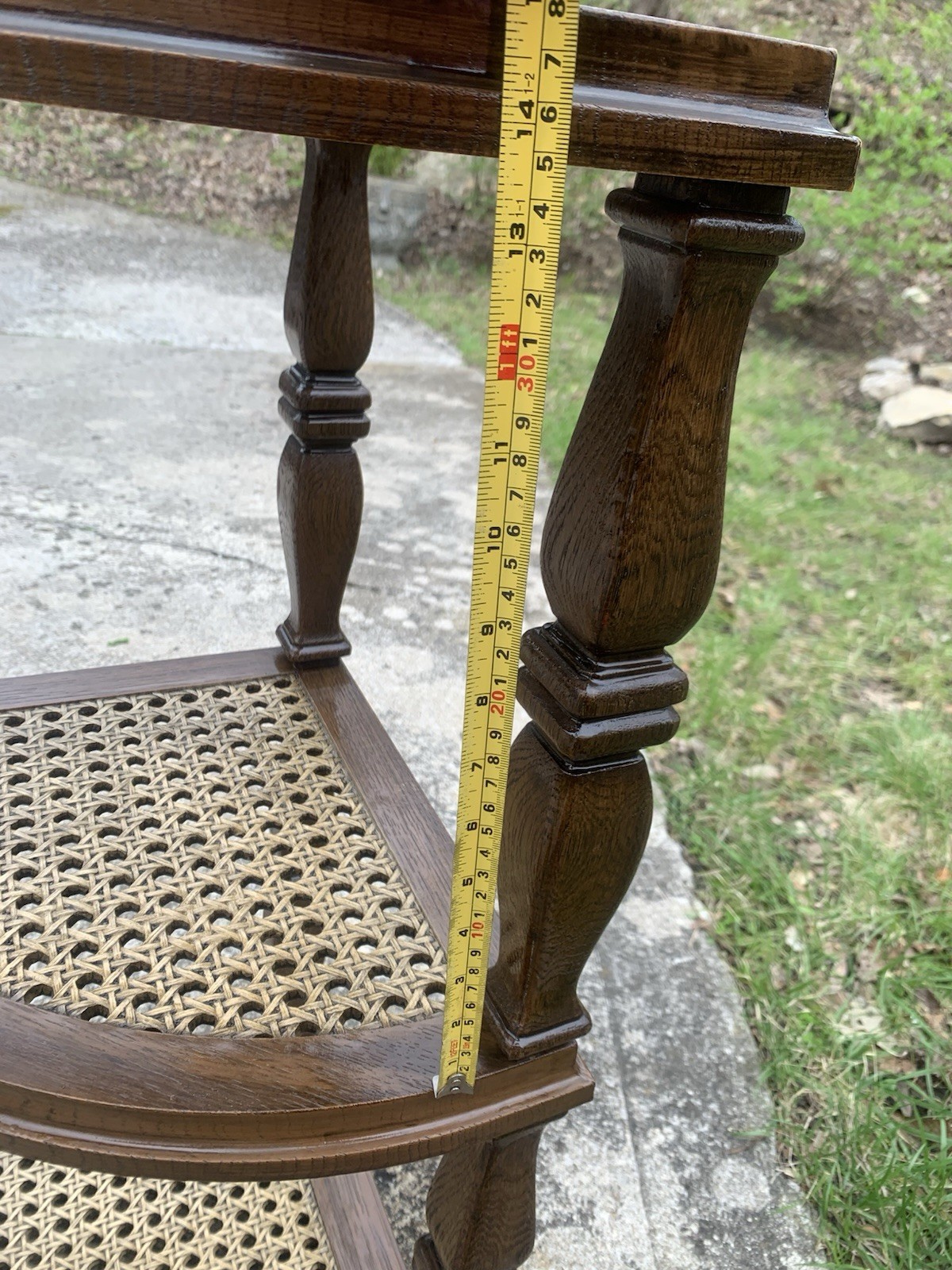Vtg 1970 3 Tier Side/End Corner Table Plastic Faux Wood Whicker Cane Plant Stand