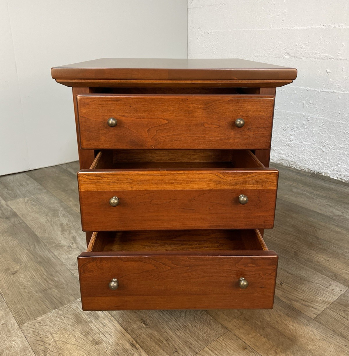Bob Timberlake Lexington Arts & Crafts Collection Solid Chery End Table Cabinet
