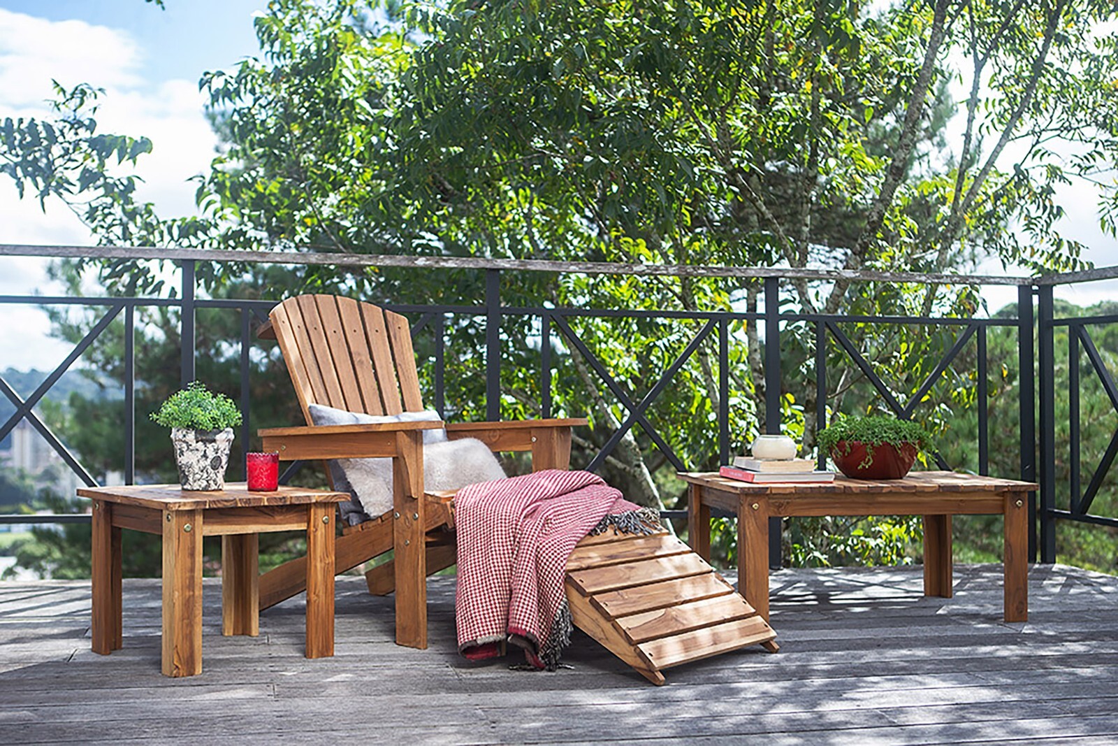 Teak wood side table
