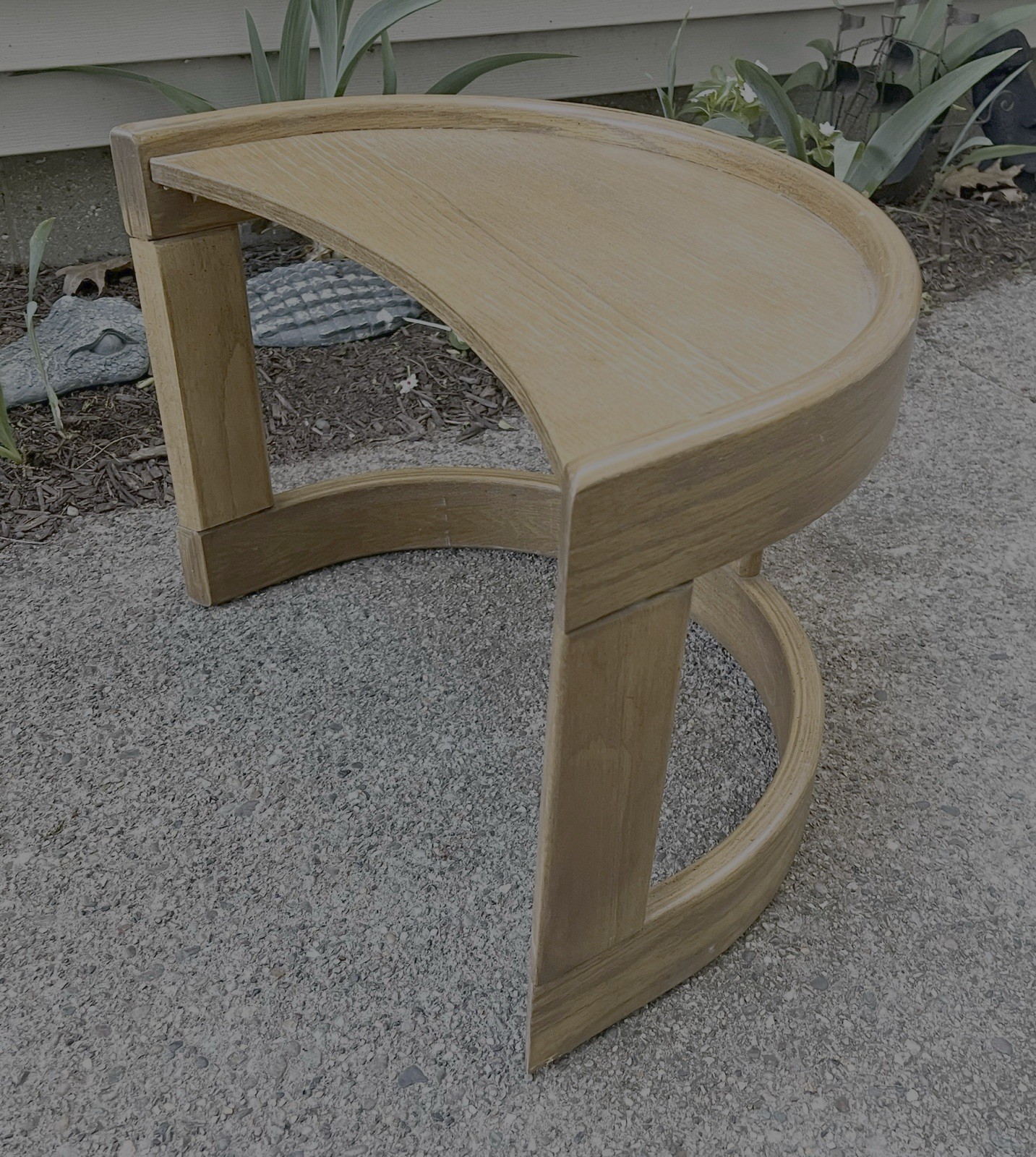 Mid-Century End Table MCM Half Moon Bent Wood By Howard Furniture 16”x24”x18”