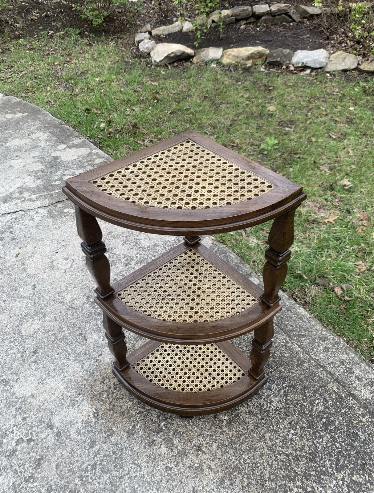 Vtg 1970 3 Tier Side/End Corner Table Plastic Faux Wood Whicker Cane Plant Stand