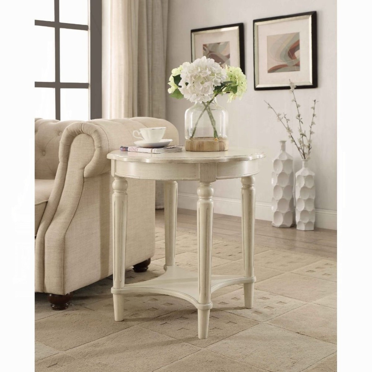 Dakota Traditional 24″Dia Round 1-Shelf End Table By Kelly Clarkson Home