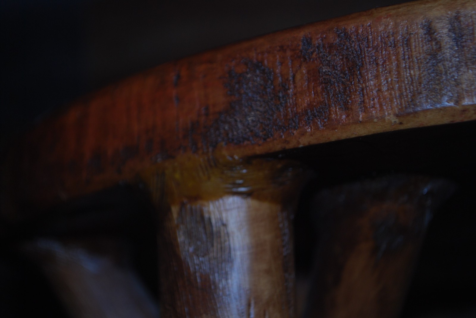 Round Wood Twig Base Style Side Table. Rustic Brown color. 2ft Hight x 18″ wide